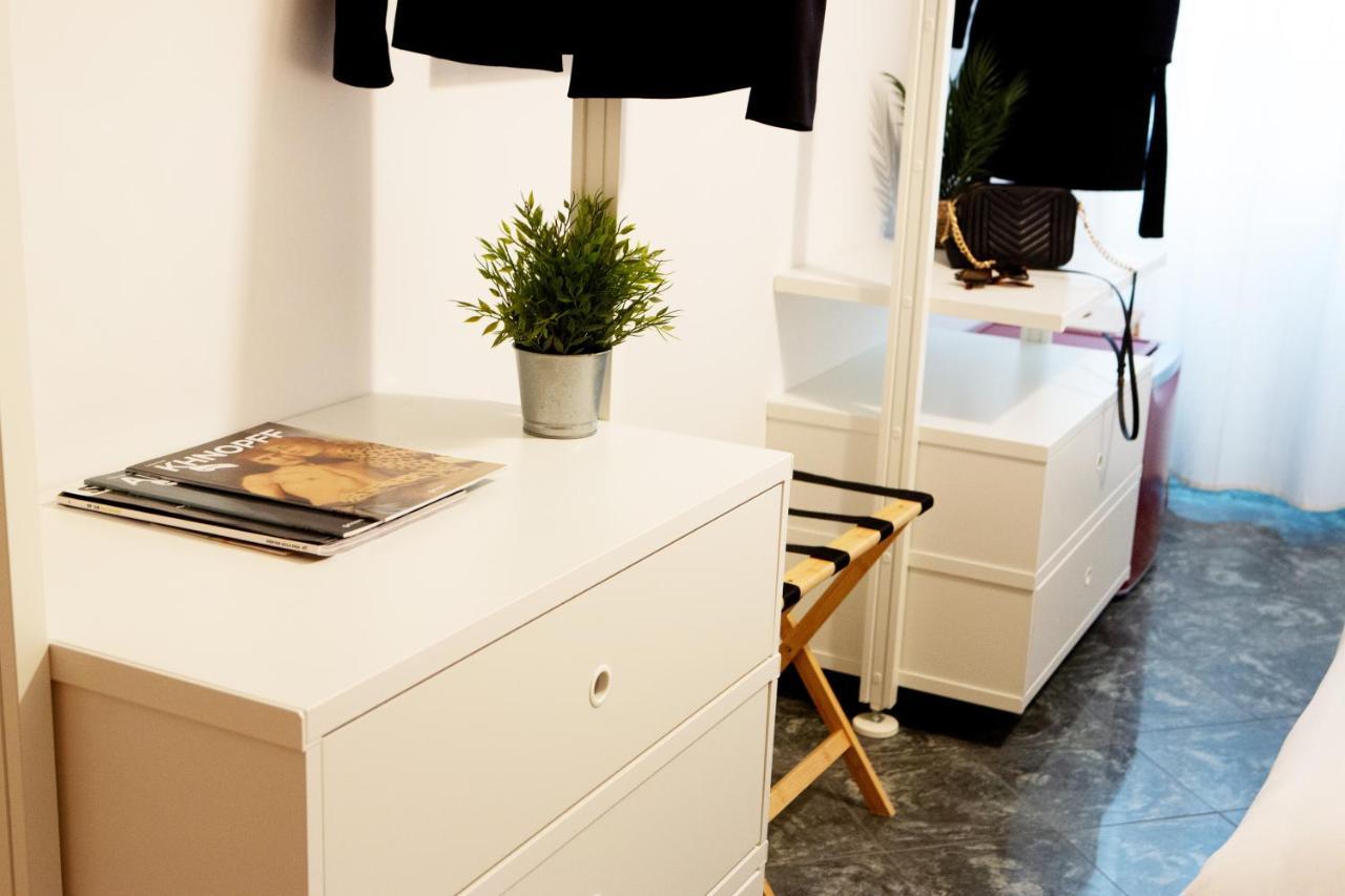 Reale House Rooms Rome Bagian luar foto