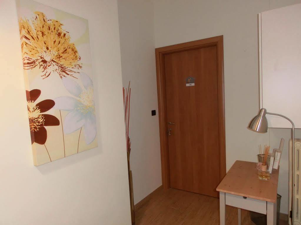 Reale House Rooms Rome Bagian luar foto