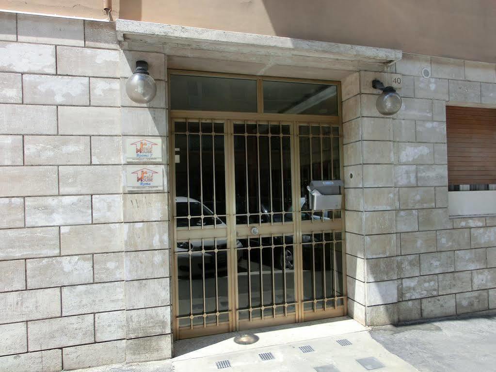 Reale House Rooms Rome Bagian luar foto
